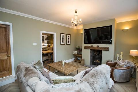 4 bedroom terraced house for sale, Brook Lane, Alderley Edge