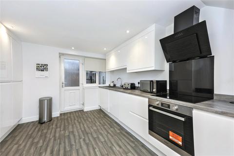 3 bedroom terraced house for sale, Bilsland Road KY6