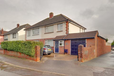 3 bedroom semi-detached house for sale, North Street, Bedhampton, Havant