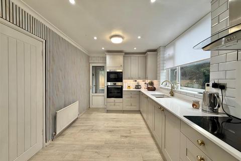 4 bedroom semi-detached house for sale, Harborne Road, Oldbury, West Midlands