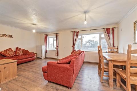 undefined, The Quadrant, St. Albans