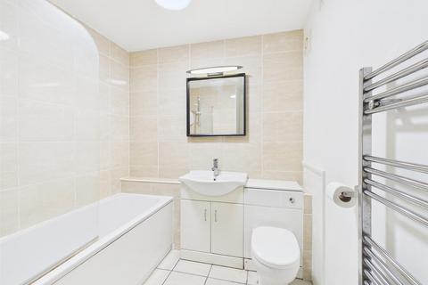 2 bedroom flat to rent, Montpelier Terrace, Brighton