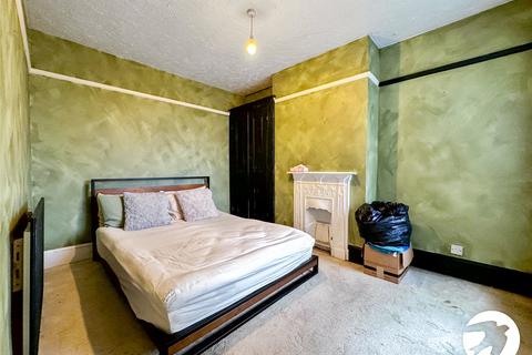3 bedroom end of terrace house for sale, Church Road, Maidstone, Kent, ME15