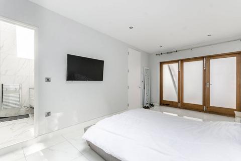undefined, Old Gloucester Street, Holborn, London, WC1N