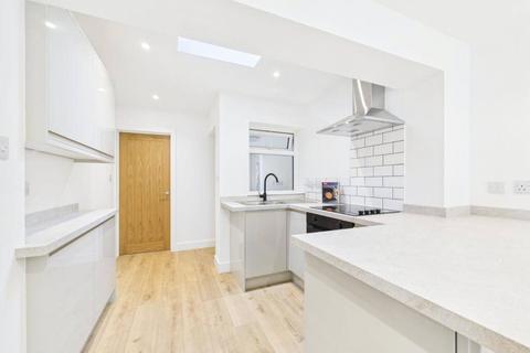 undefined, High Street, Gloucester, Gloucestershire, GL1