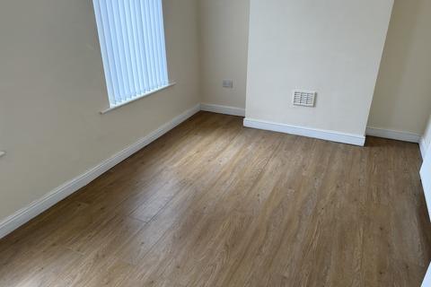 undefined, Fifth Avenue, Liverpool, L9