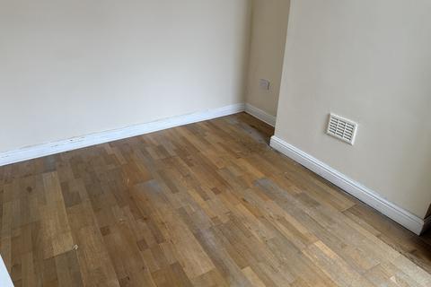 undefined, Fifth Avenue, Liverpool, L9