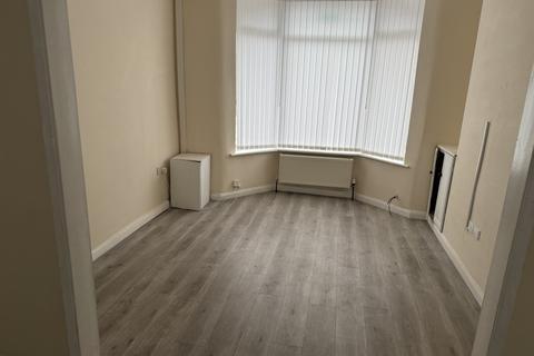 undefined, Fifth Avenue, Liverpool, L9