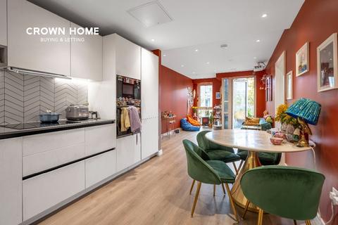 2 bedroom apartment to rent, 21 Glenthorne Road, London W6