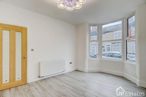 4 bedroom end of terrace house for sale, George Street, Rugby