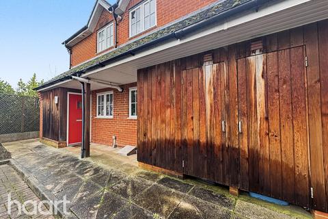 undefined, Arthur Close, Maidenhead