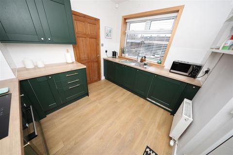 2 bedroom end of terrace house for sale, Tiel Path, Glenrothes