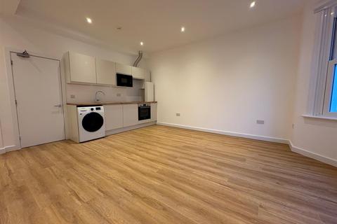 1 bedroom flat to rent, Seafield Road, Hove