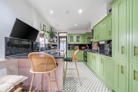 3 bedroom semi-detached house for sale, 61 Bishop Street, Shrewsbury, SY2 5HD