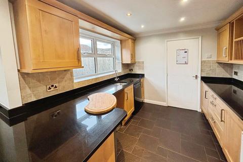 3 bedroom detached house to rent, Stoneybrough Lane, Thirsk