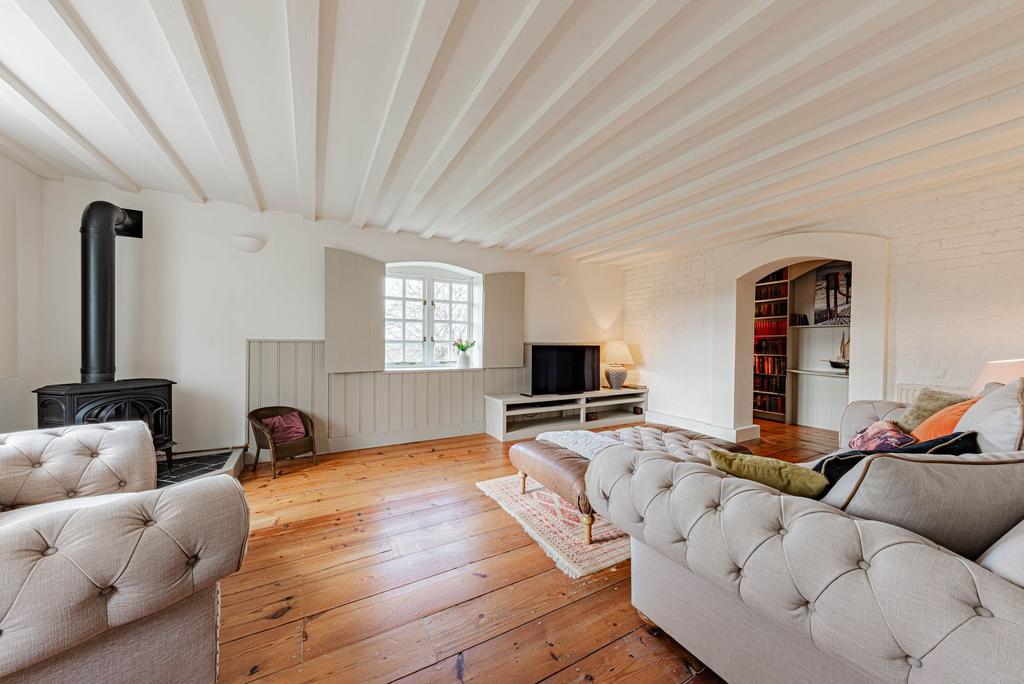 Living Room (3)