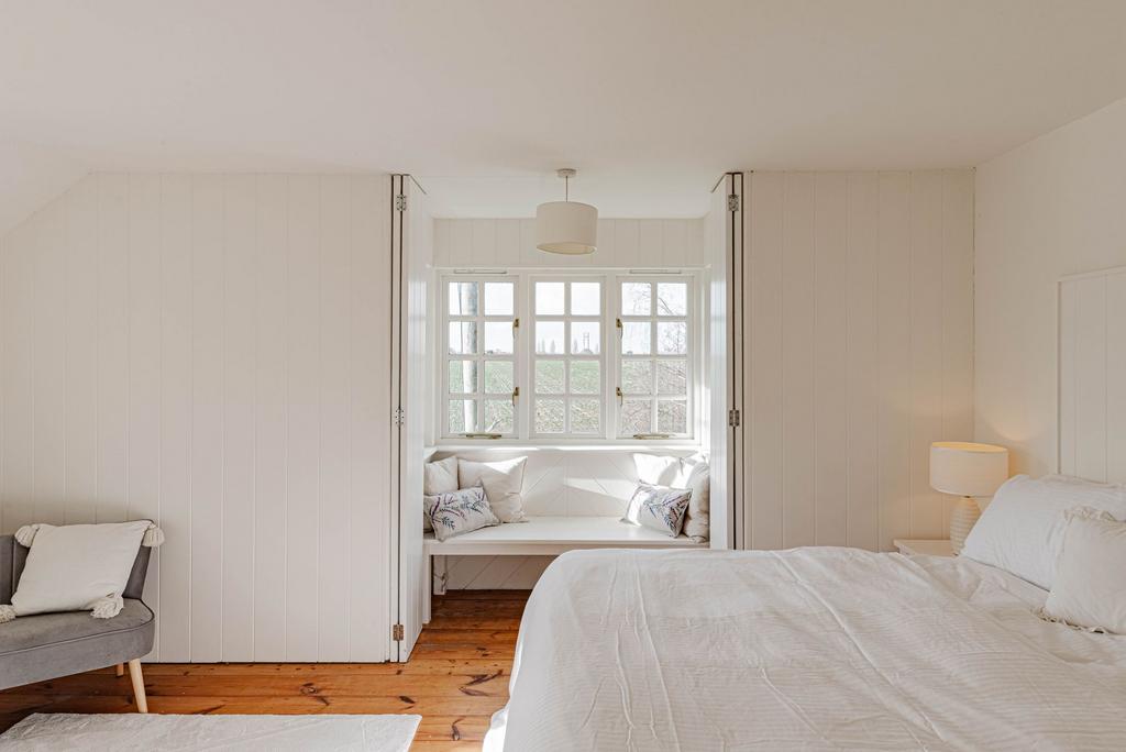 Bedroom One (2)