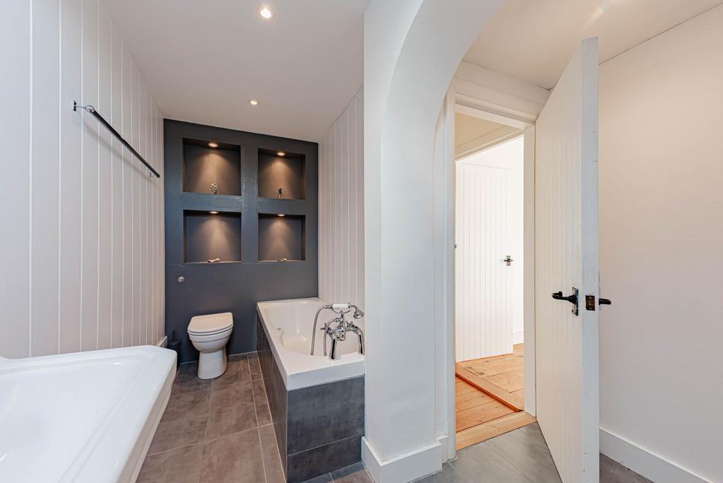 Bathroom (1)