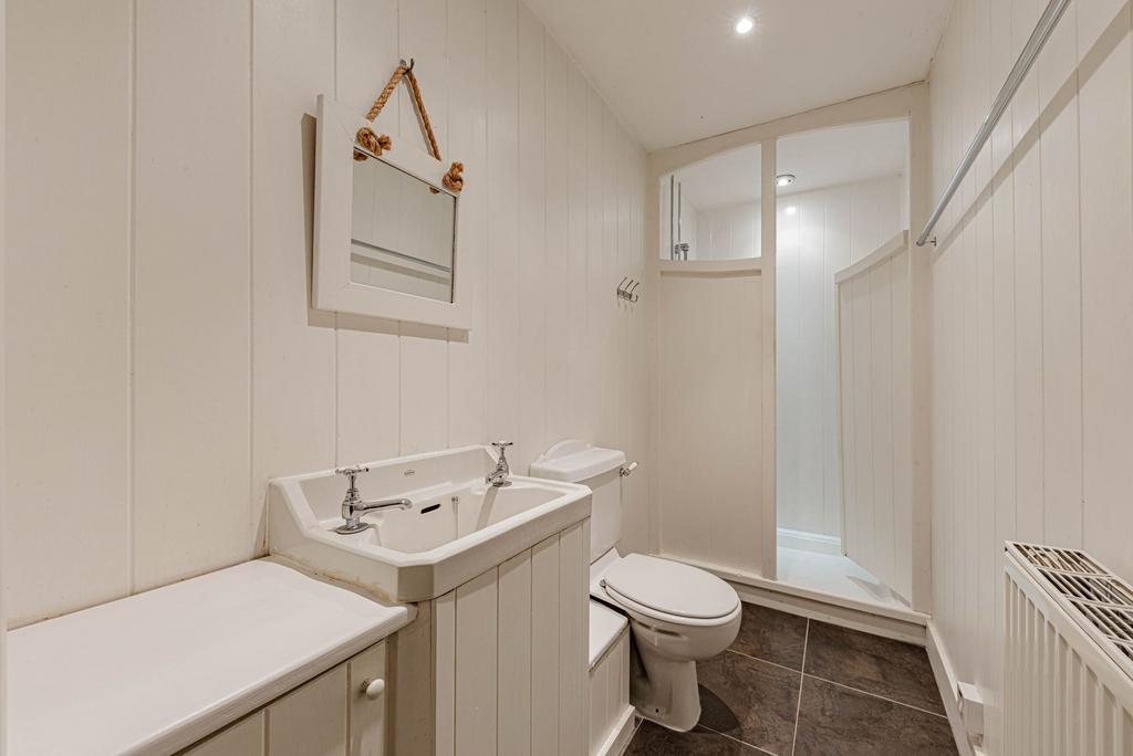 Shower Room (1)