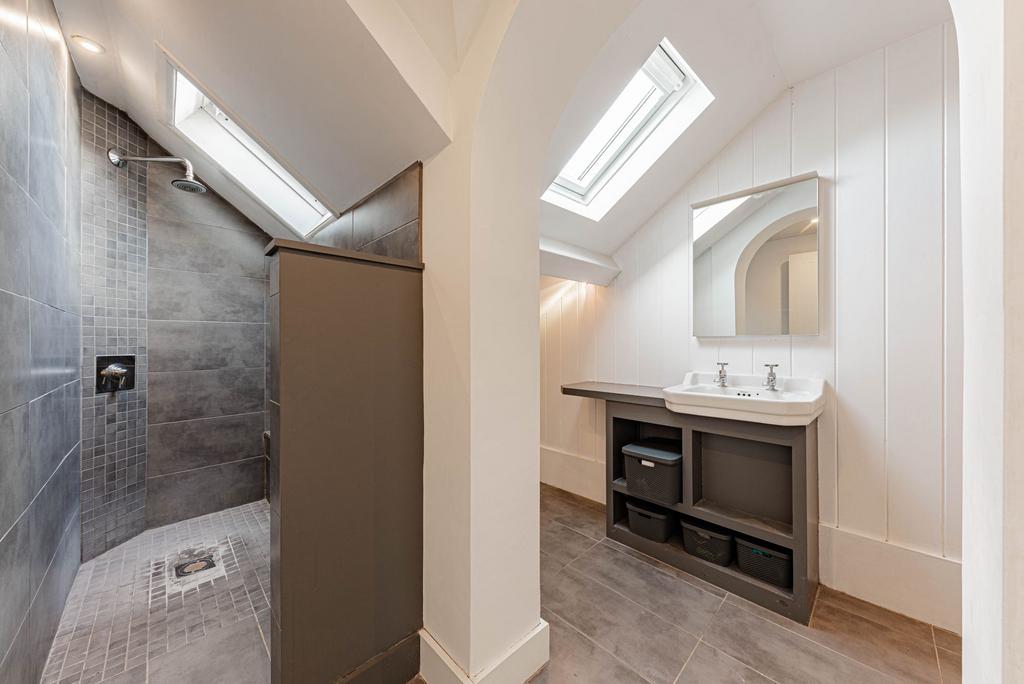 Bathroom (2)