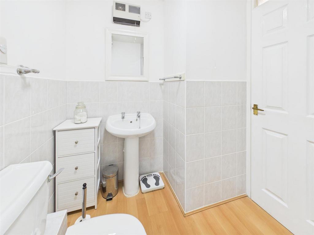 Shower 2.jpg