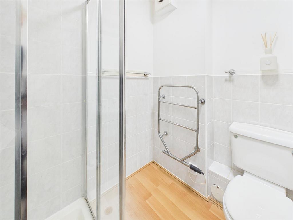 Shower 1.jpg
