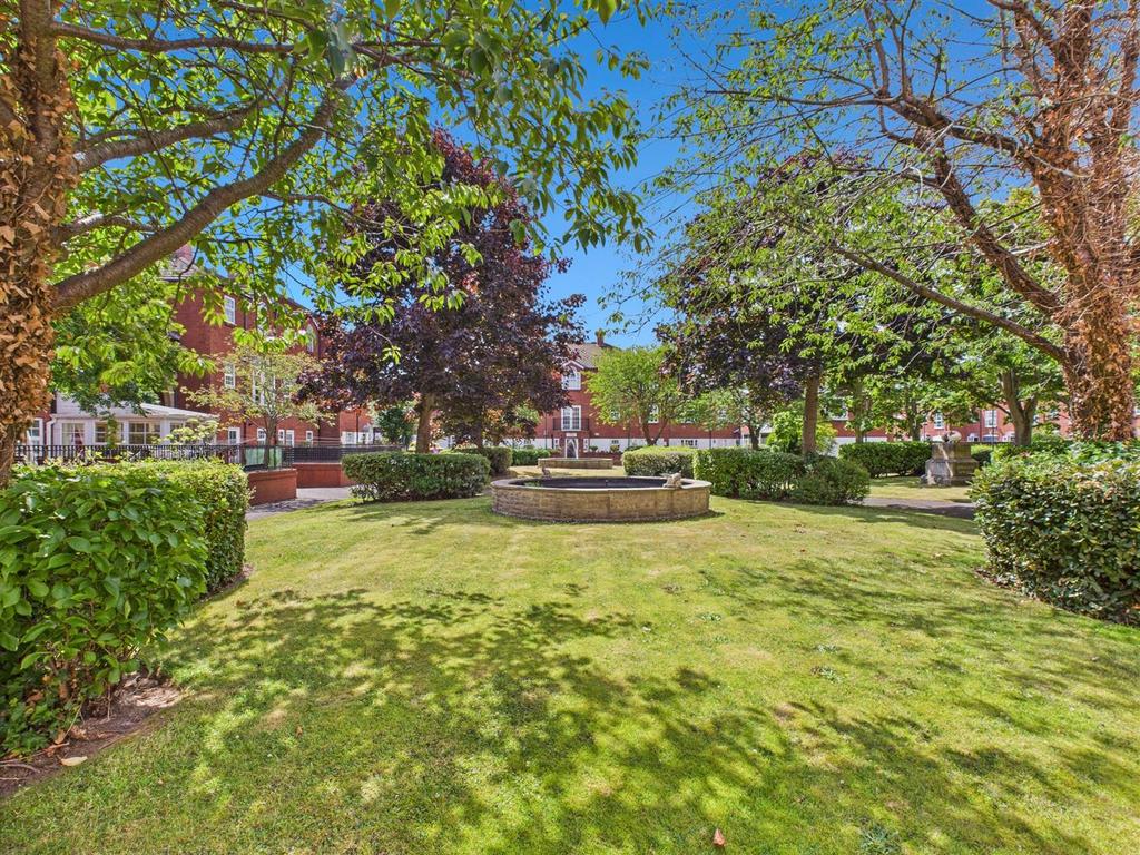 Gardens 1.jpg