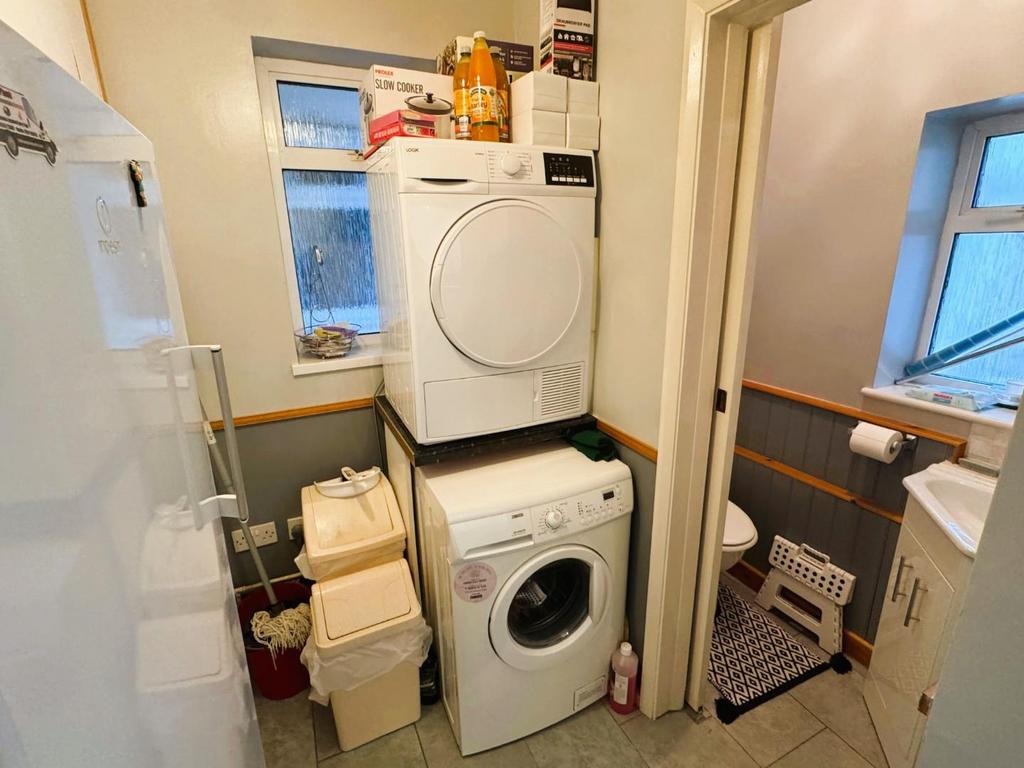 Utility Room / WC
