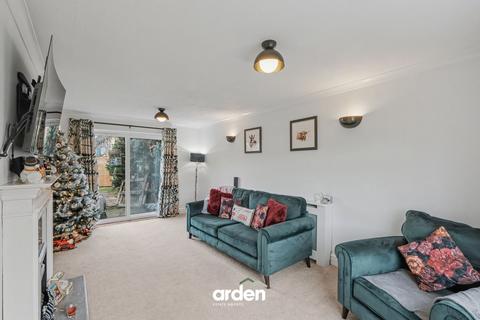3 bedroom terraced house for sale, Bisley Close, Worcester, WR4