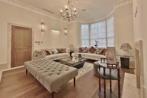 undefined, Warwick Gardens, Kensington, W14