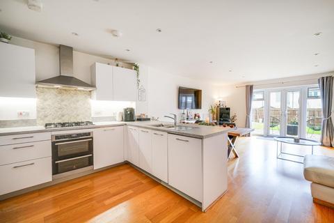 undefined, Cheshire Rise, Leighton Buzzard
