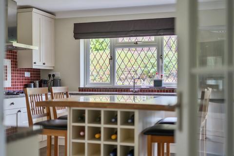 3 bedroom bungalow for sale, Courts Hill Road, Haslemere, Surrey, GU27