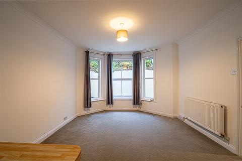 2 bedroom flat for sale, Church Road, St. Leonards-on-sea