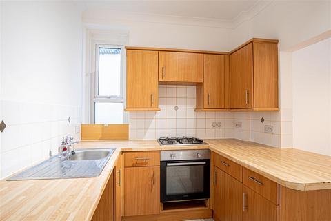 2 bedroom flat for sale, Church Road, St. Leonards-on-sea