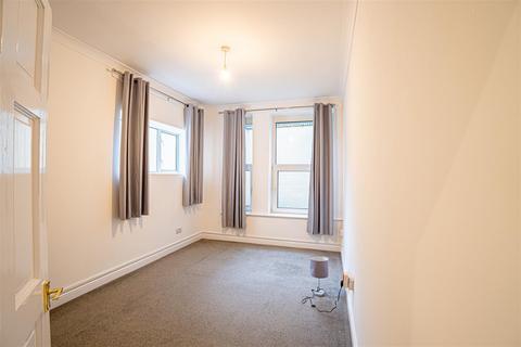 2 bedroom flat for sale, Church Road, St. Leonards-on-sea