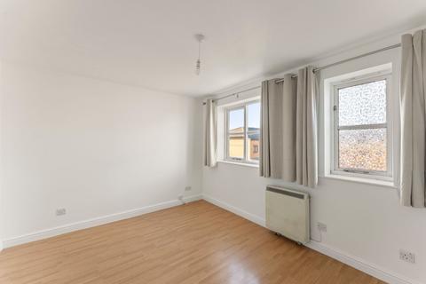 1 bedroom flat to rent, Winery Lane, Offers Court Winery Lane, KT1