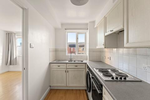 1 bedroom flat to rent, Winery Lane, Offers Court Winery Lane, KT1