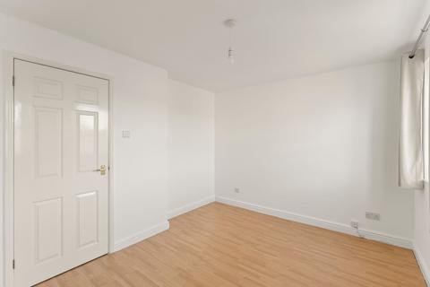 1 bedroom flat to rent, Winery Lane, Offers Court Winery Lane, KT1