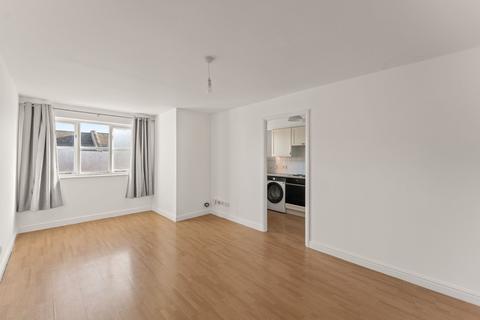 1 bedroom flat to rent, Winery Lane, Offers Court Winery Lane, KT1