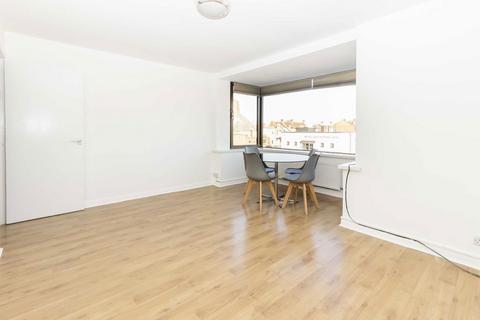 1 bedroom flat to rent, Redbourne Avenue, London N3