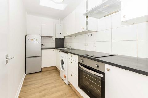 1 bedroom flat to rent, Redbourne Avenue, London N3