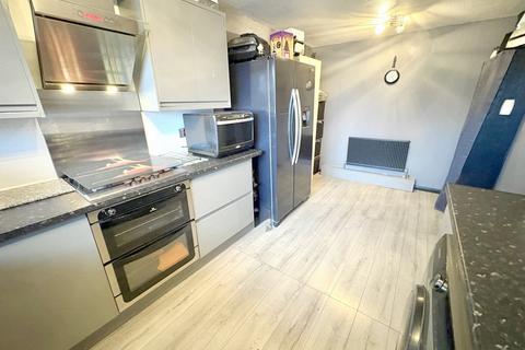 3 bedroom terraced house for sale, Millfield, Creekmoor, Poole, BH17