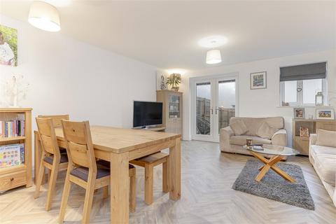 3 bedroom semi-detached house for sale, Eccleshall Gardens, Bramhope, Leeds