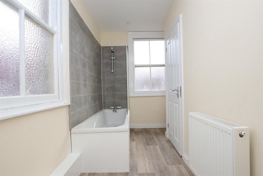 Bathroom.JPG