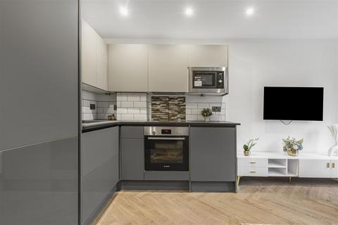 1 bedroom flat for sale, Upper Richmond Road West, East Sheen, SW14