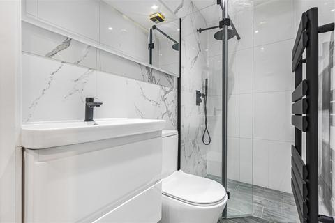1 bedroom flat for sale, Upper Richmond Road West, East Sheen, SW14