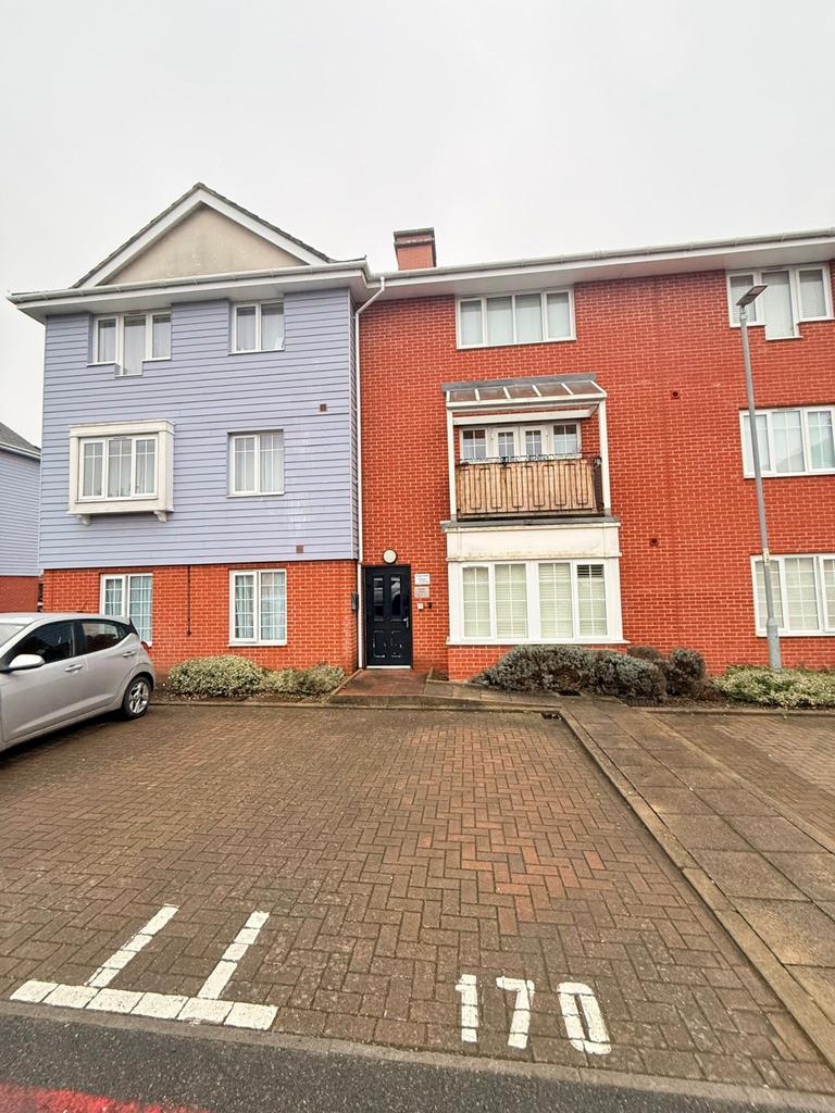 1 bed flat to rent Coleridge Drive, Ruislip HA4