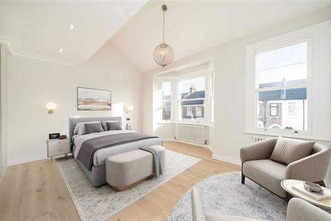 4 bedroom terraced house for sale, Vespan Road, London W12