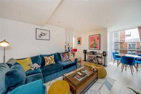 1 bedroom flat for sale, Coda Residences, London SW11