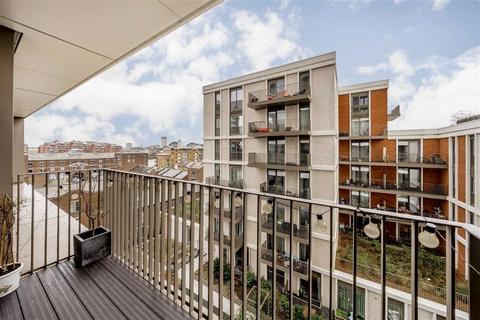 1 bedroom flat for sale, Coda Residences, London SW11